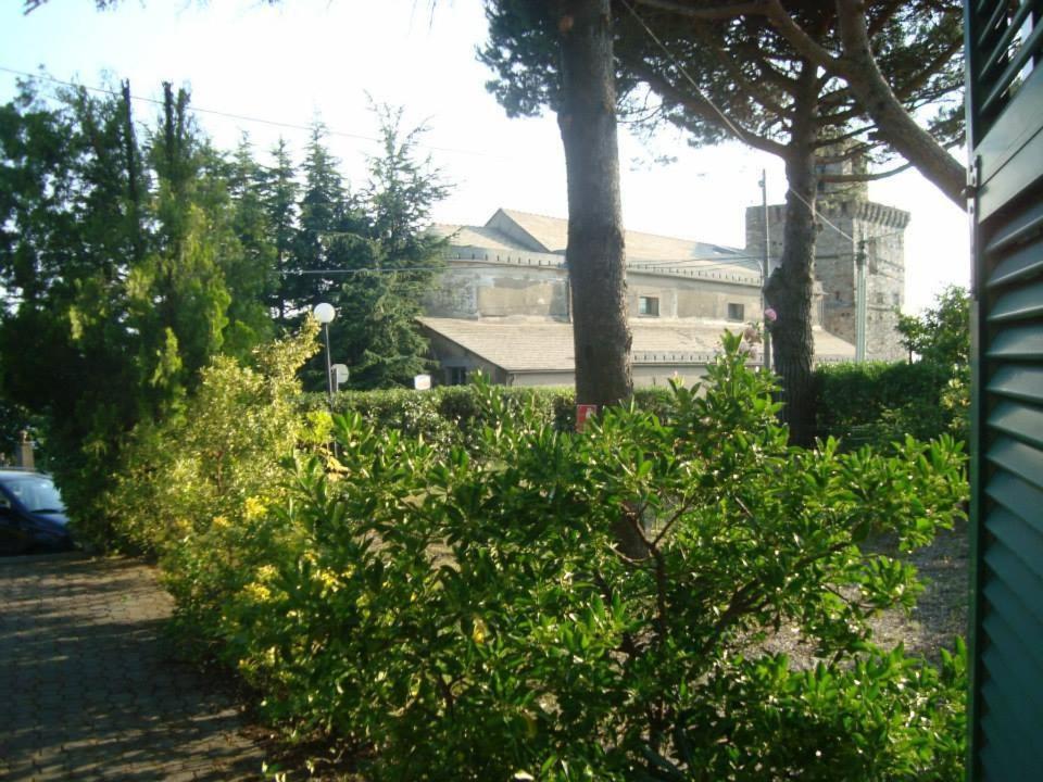 Silvia Hotel Framura