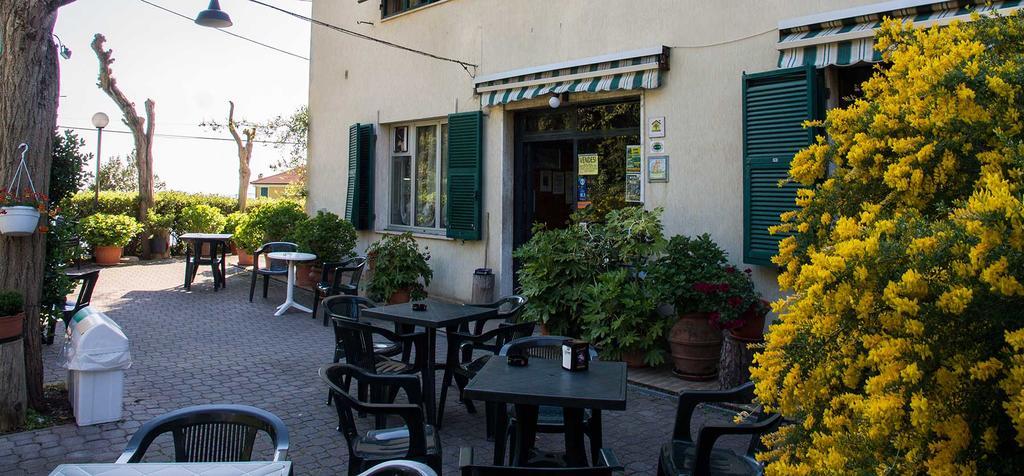 Silvia Hotel Framura